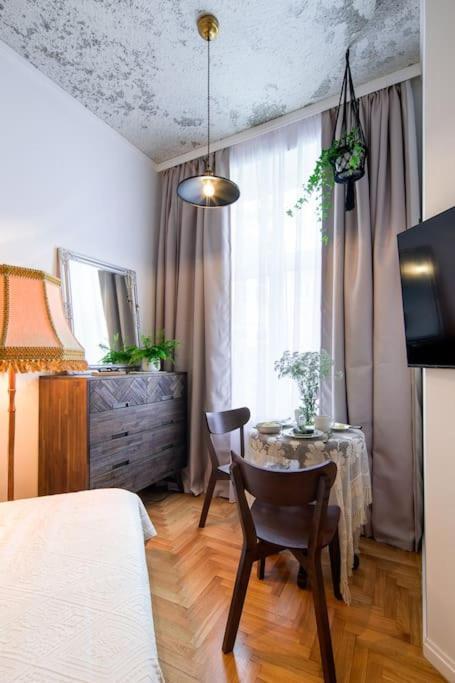Bohemian Style Apt In The Centre Apartman Krakkó Kültér fotó